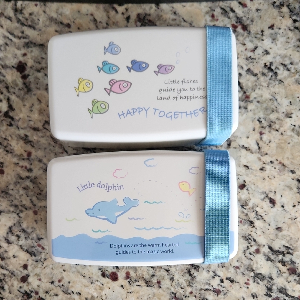 Blue and White Fish and Dolphin Lunch Box Set